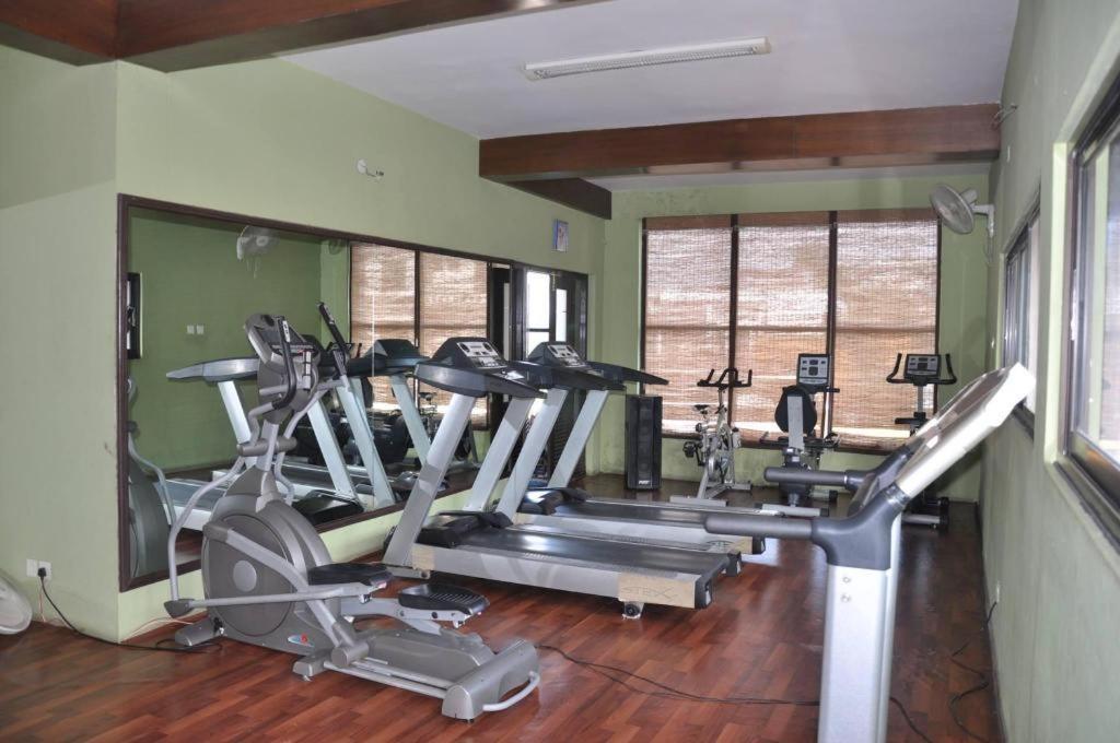 Club Denovo Hotel Butwal Luaran gambar