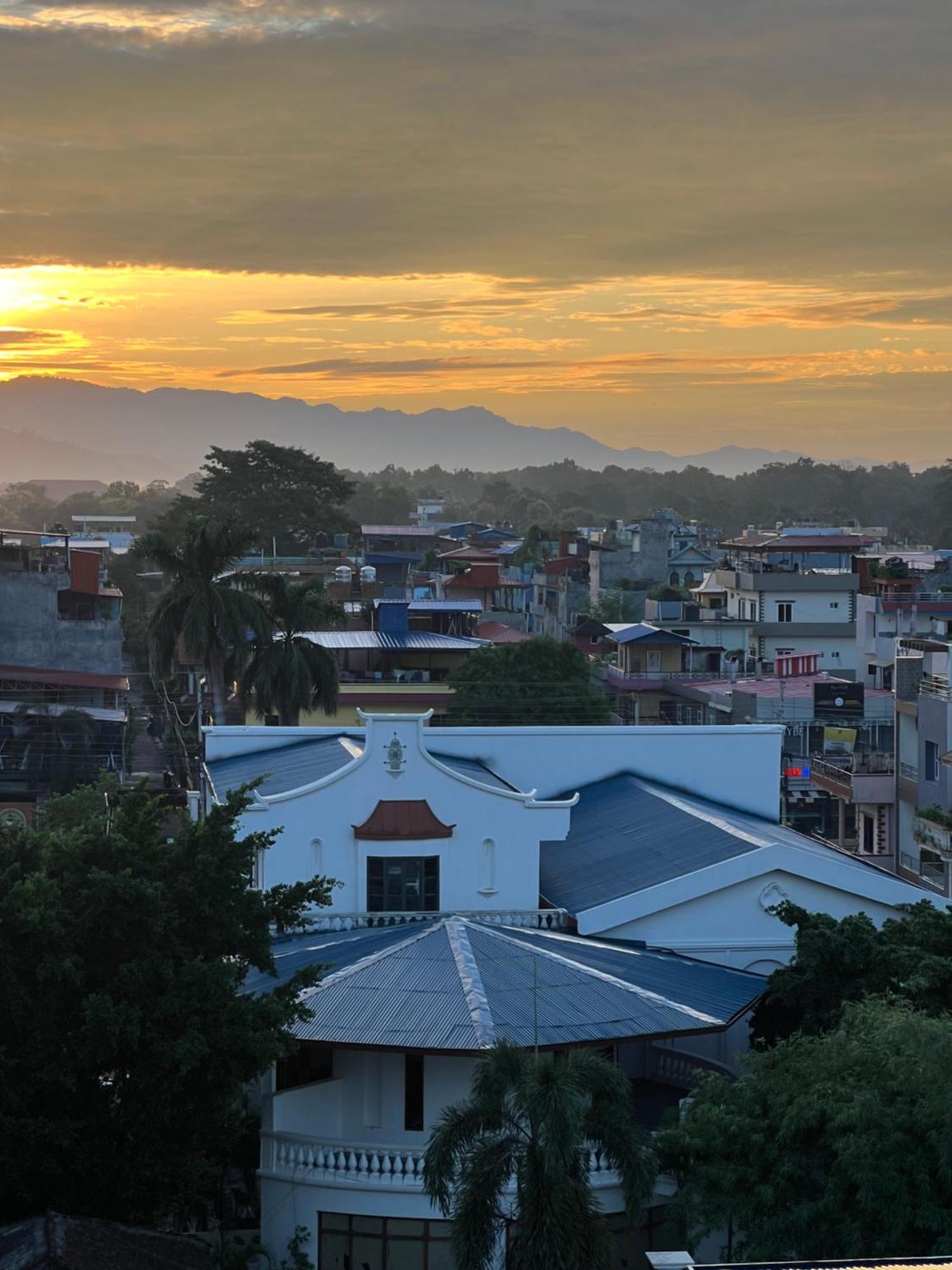 Club Denovo Hotel Butwal Luaran gambar
